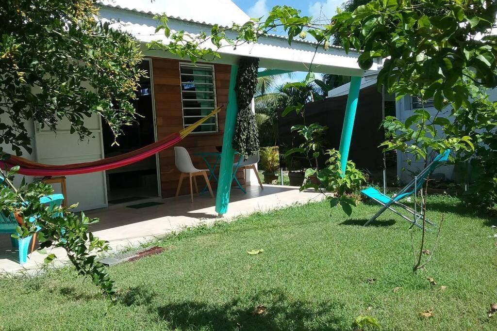 Gite Cajou Dans Jardin Tropical Ventile A Sainte-Anne المظهر الخارجي الصورة